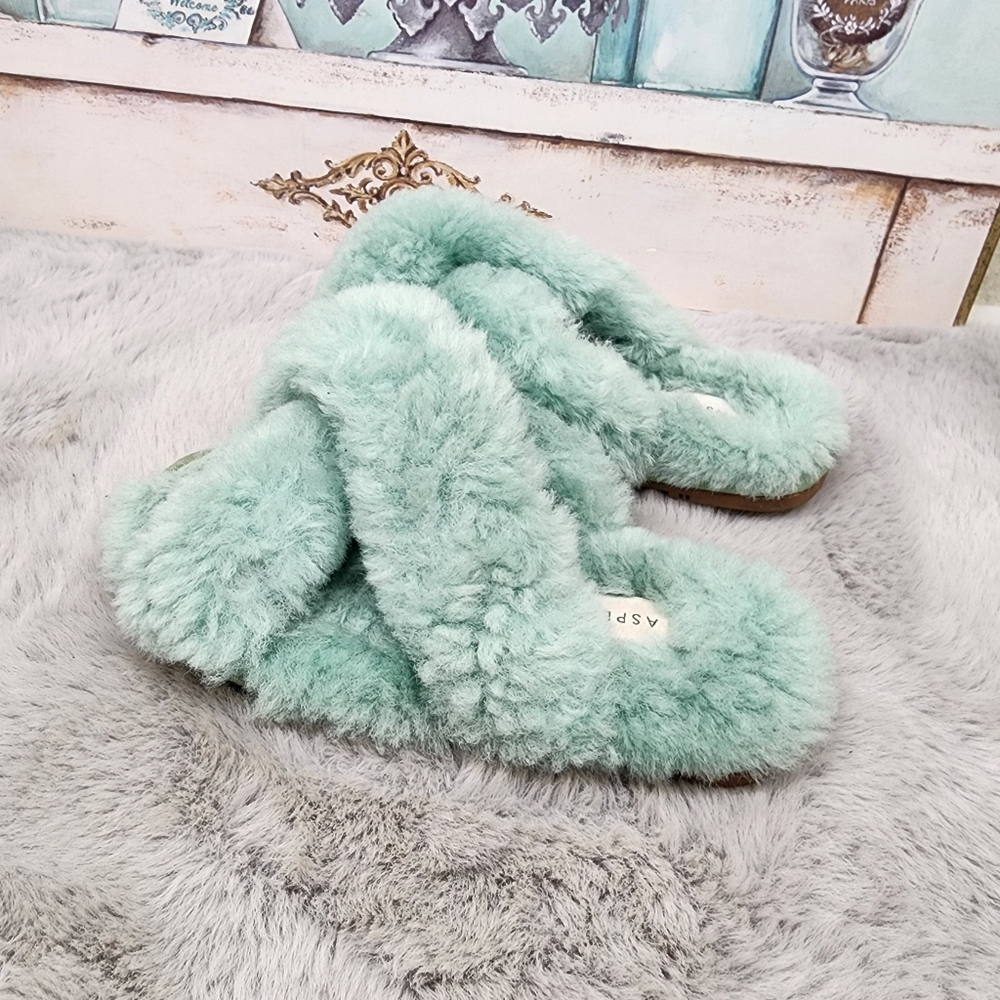 Aspen Girls shearling sandals - Picture 7 of 7